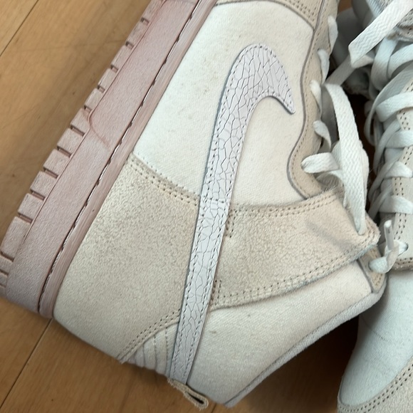 Nike Dunk Hi Retro size 10 Cracked Leather Salt Flats DV0822-100 Men's - Picture 10 of 12